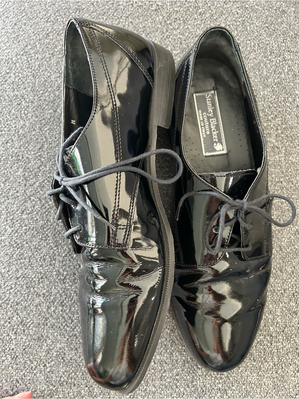 8.5 Men's Black Patent Lace-Up Dress Shoes EUC
